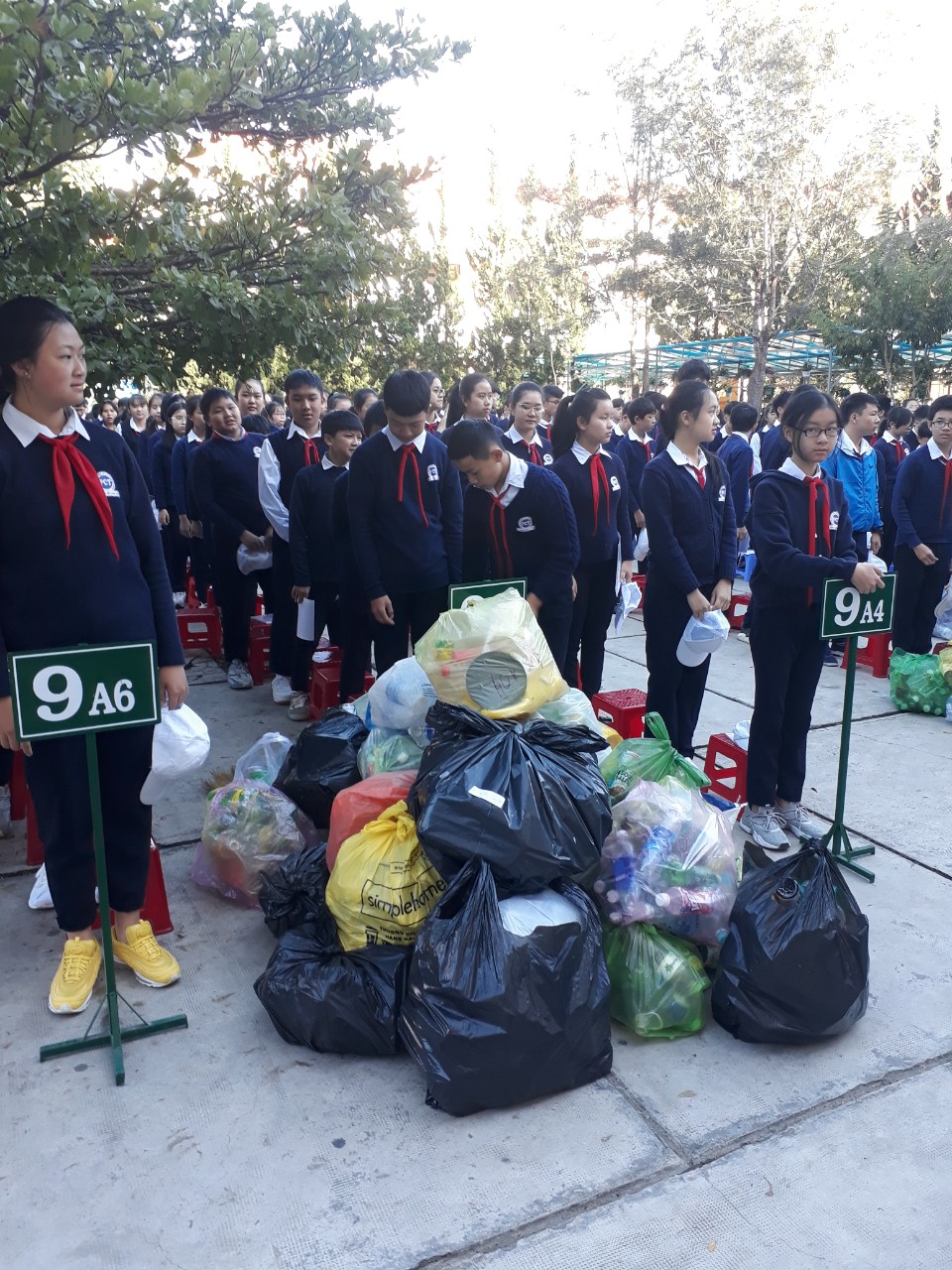 Hoạt động ngoài giờ lên lớp của học sinh trường THCS Phan Chu Trinh