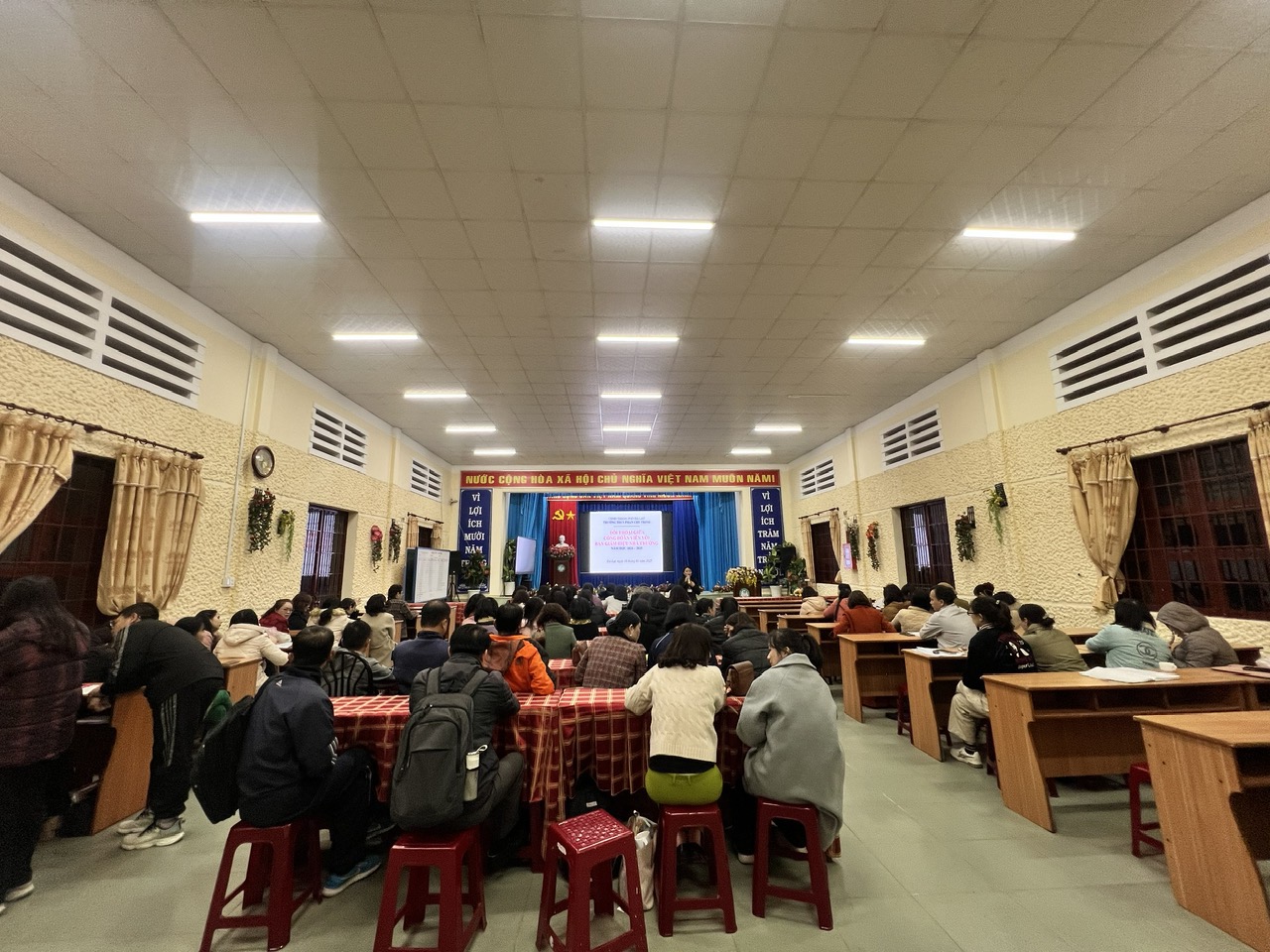 đối thoại giữa CĐV với nhà trường 2