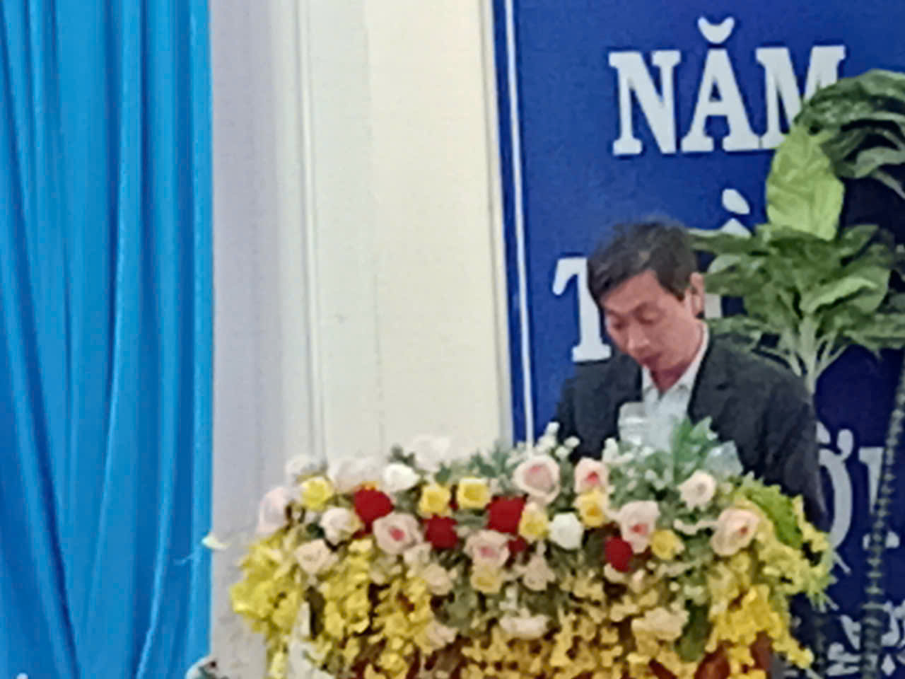ĐỒNG CHÍ NGUYỄN DƯƠNG THÁI SƠN PHÓ BÍ THƯ THƯỜNG TRỰC ĐẢNG ỦY PHƯỜNG 10
